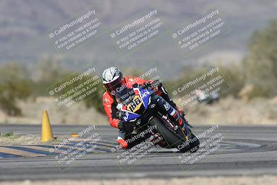 media/Jan-15-2026-Racers Edge (Thu) [[dfebeb70ab]]/2-A Group/Session 5 (Turn 5)/